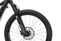 Specialized Womens Levo Hardtail Comp 6Fattie Small Bike - 2017 6 Specialized Womens Levo Hardtail Comp 6Fattie Small Bike - 2017 -Specialized Shop BMT11569 BJ 24