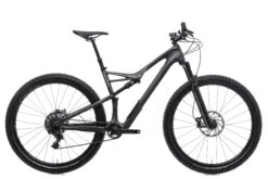 Specialized Camber Comp Carbon 29 Large Bike - 2018