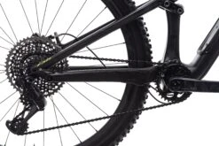 Specialized S-Works Stumpjumper 29/6 Fattie Mountain Bike - 2018, Medium -Specialized Shop BMT13115 CT 04
