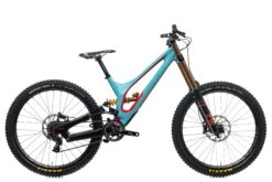 Specialized Demo 8 I Carbon Medium Bike - 2017