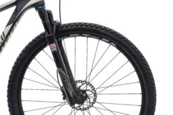 Specialized Stumpjumper Comp Carbon World Cup Mountain Bike - 2016, Small 6 Specialized Stumpjumper Comp Carbon World Cup Mountain Bike - 2016, Small -Specialized Shop BMT13925 CM 05