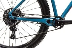 Specialized Fuse Comp 6Fattie Mountain Bike - 2019, Large 5 Specialized Fuse Comp 6Fattie Mountain Bike - 2019, Large -Specialized Shop BMT13982 CM 4