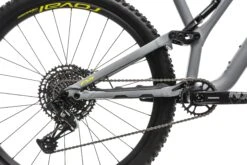 Specialized Stumpjumper Comp Alloy 29 Mountain Bike - 2020, X-Large 5 Specialized Stumpjumper Comp Alloy 29 Mountain Bike - 2020, X-Large -Specialized Shop BMT15324 MJ 04
