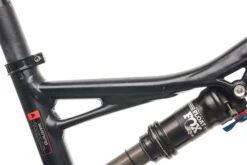 Specialized Stumpjumper FSR Comp 6fattie Mountain Bike - 2016, Medium -Specialized Shop BMT16603 PH1 10