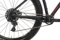 Specialized Fuse Comp 6Fattie Mountain Bike - 2018, Medium 5 Specialized Fuse Comp 6Fattie Mountain Bike - 2018, Medium -Specialized Shop BMT17825 PH1 04