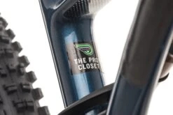 Specialized Stumpjumper Pro Mountain Bike 29 Carbon SRAM GX Eagle - 2019, Small 4 Specialized Stumpjumper Pro Mountain Bike 29 Carbon SRAM GX Eagle - 2019, Small -Specialized Shop BMT17913 PH1 03