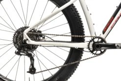 Specialized Fuse Sport 6Fattie Mountain Bike - 2018, Small 5 Specialized Fuse Sport 6Fattie Mountain Bike - 2018, Small -Specialized Shop BMT18294 PH2 04