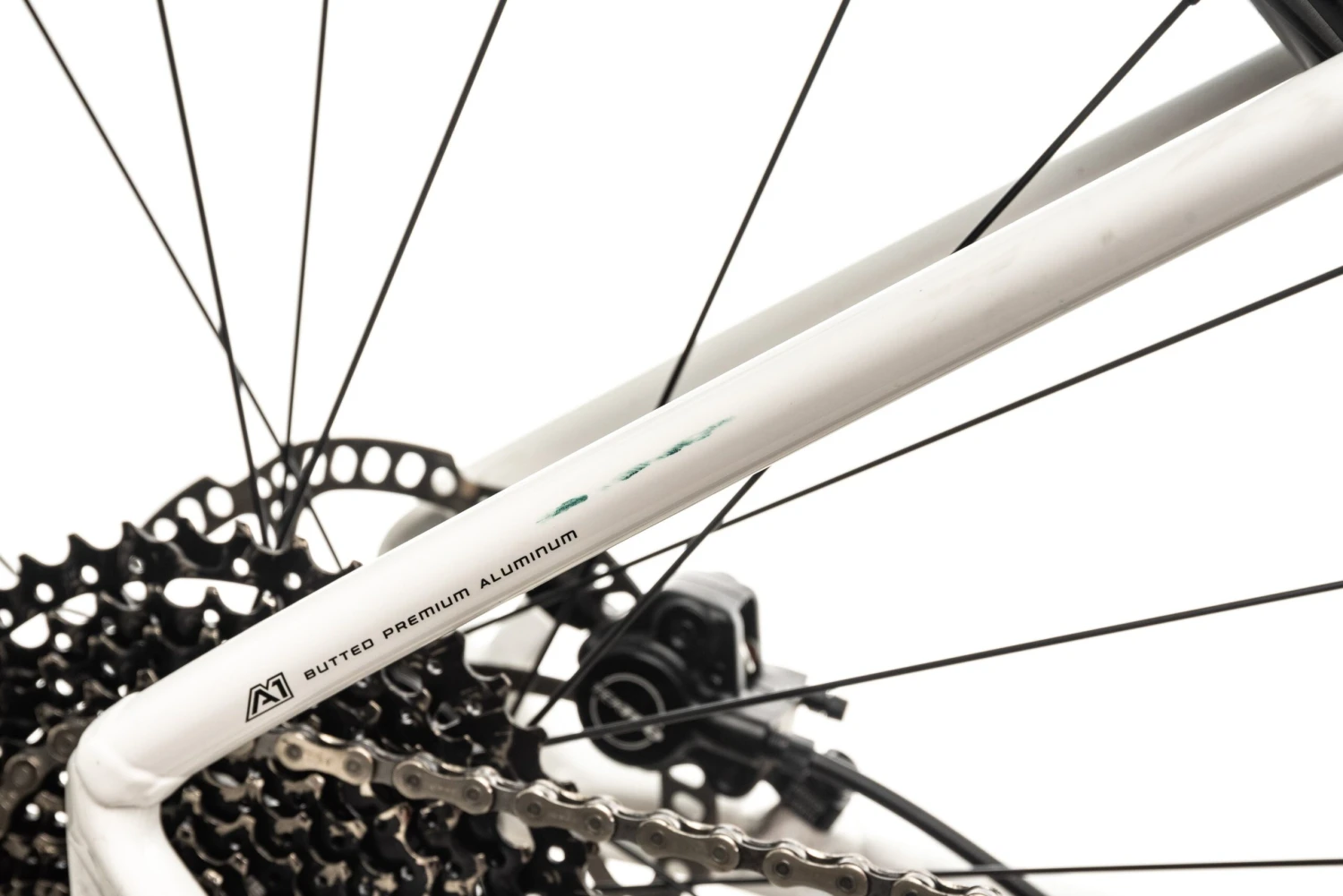 Specialized Fuse Sport 6Fattie Mountain Bike - 2018, Small Specialized Fuse Sport 6Fattie Mountain Bike - 2018, Small -Specialized Shop BMT18294 PH2 07 scaled