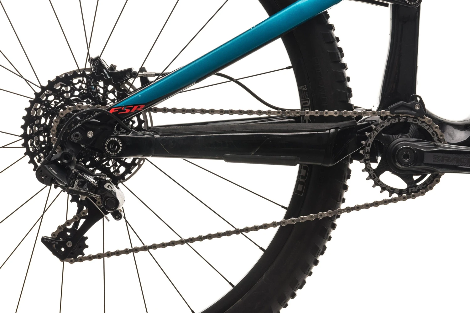 Specialized Enduro Elite Carbon 29/6Fattie Mountain Bike - 2017, X-Large Specialized Enduro Elite Carbon 29/6Fattie Mountain Bike - 2017, X-Large -Specialized Shop BMT18922 PH1 04 scaled