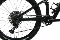 Specialized Stumpjumper FSR Pro Carbon 6Fattie Mountain Bike - 2017, Medium -Specialized Shop BMT22427 PH1 04