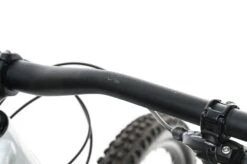 Specialized Stumpjumper Comp Alloy 29 Mountain Bike - 2019, Large -Specialized Shop BMT22460 PH1 09