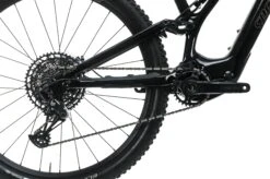 Specialized Turbo Levo SL Comp Carbon Mountain E-Bike - 2022, Medium 5 Specialized Turbo Levo SL Comp Carbon Mountain E-Bike - 2022, Medium -Specialized Shop BMT23648 PH1 04