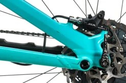 Specialized Stumpjumper Comp Alloy 27.5 Mountain Bike - 2019, Medium -Specialized Shop BMT24325 PH1 10