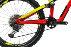 Specialized S-Works Enduro 650b Mountain Bike - 2017, Small 5 Specialized S-Works Enduro 650b Mountain Bike - 2017, Small -Specialized Shop BMT24799 PH1 04