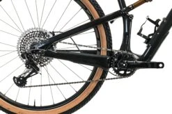 Specialized Camber Pro Carbon 29 Mountain Bike - 2017, Small -Specialized Shop BMT24877 PH1 04