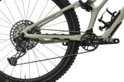 Specialized Stumpjumper Expert Mountain Bike - 2022, S4 5 Specialized Stumpjumper Expert Mountain Bike - 2022, S4 -Specialized Shop BMT26871 PH1 04