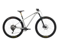 Specialized Fuse Expert 29 Mountain Bike - 2020, Small