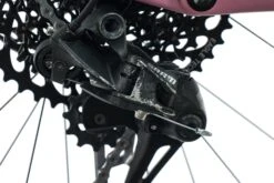 Specialized Enduro Elite Mountain Bike - 2020, S5 10 Specialized Enduro Elite Mountain Bike - 2020, S5 -Specialized Shop BMT27847 PH 9