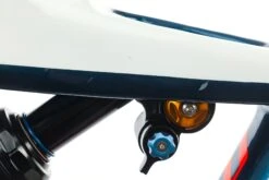 Specialized Enduro Expert Carbon 650b Mountain Bike - 2016, Medium 10 Specialized Enduro Expert Carbon 650b Mountain Bike - 2016, Medium -Specialized Shop BMT27959 PH 9