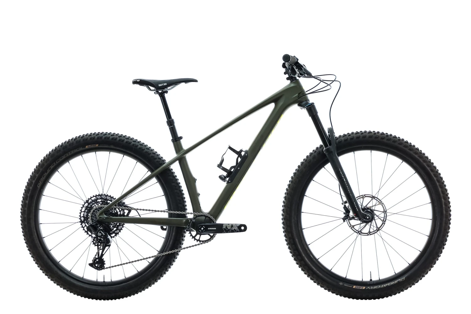 Specialized Fuse Comp Carbon 27.5+ Mountain Bike - 2019, Small Specialized Fuse Comp Carbon 27.5+ Mountain Bike - 2019, Small -Specialized Shop BMT28015 PH1 01 scaled