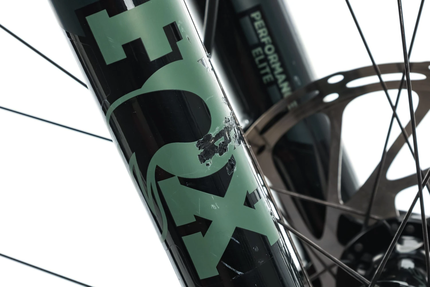 Specialized Turbo Levo SL Expert Carbon Mountain E-Bike - 2021, Medium Specialized Turbo Levo SL Expert Carbon Mountain E-Bike - 2021, Medium -Specialized Shop BMT28446 PH 13 scaled