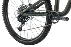 Specialized Stumpjumper ST Alloy 29 Mountain Bike - 2020, Medium 4 Specialized Stumpjumper ST Alloy 29 Mountain Bike - 2020, Medium -Specialized Shop BMT28610 PH 3