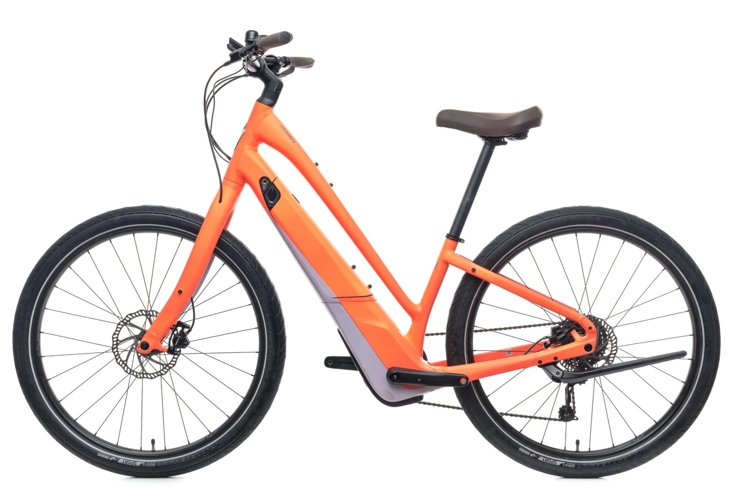 Specialized Turbo Como 2.0 Low-Entry 650b Small E-Bike - 2018 Specialized Turbo Como 2.0 Low-Entry 650b Small E-Bike - 2018 -Specialized Shop BRD12445 CT 02 e7e348a8 8a93 48b2 b871 438266dc2050 scaled