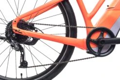 Specialized Turbo Como 2.0 Low-Entry 650b Small E-Bike - 2018 5 Specialized Turbo Como 2.0 Low-Entry 650b Small E-Bike - 2018 -Specialized Shop BRD12445 CT 04