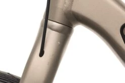 Specialized Como 2.0 650b Fitness E-Bike - 2019, X-Large 10 Specialized Como 2.0 650b Fitness E-Bike - 2019, X-Large -Specialized Shop BRD21621 PH1 09