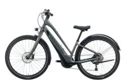 Specialized Turbo Como 4.0 650b - Low-Entry Commuter E-Bike - 2021, Small -Specialized Shop BRD29179 PH 2