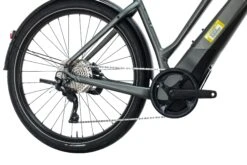 Specialized Turbo Como 4.0 650B Low-Entry Commuter E-Bike - 2021, Large -Specialized Shop BRD30350 3