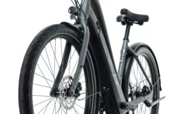 Specialized Turbo Como 4.0 650B Low-Entry Commuter E-Bike - 2021, Large -Specialized Shop BRD30350 4