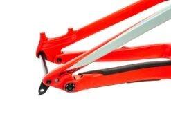 Specialized Enduro Pro Carbon 27.5 Large Frame - 2017 -Specialized Shop FMT10957 PH2 04