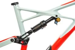 Specialized Enduro Pro Carbon 27.5 Large Frame - 2017 -Specialized Shop FMT10957 PH2 06