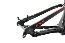 Specialized Stumpjumper FSR Expert 6Fattie Large Frame - 2016 5 Specialized Stumpjumper FSR Expert 6Fattie Large Frame - 2016 -Specialized Shop FMT11096 PH3 04