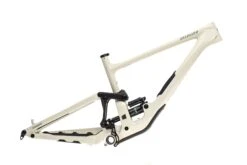 Specialized Enduro S4 Frame - 2020 5 Specialized Enduro S4 Frame - 2020 -Specialized Shop FMT11585 PH3 4