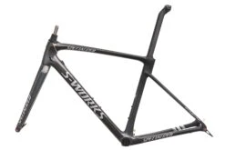 Specialized Shop -Specialized Shop FRD10701 BJ 02
