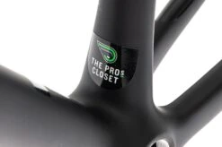 Specialized S-Works Aethos Disc Electronic 56cm Frameset - 2022 4 Specialized S-Works Aethos Disc Electronic 56cm Frameset - 2022 -Specialized Shop FRD12326 PH3 03