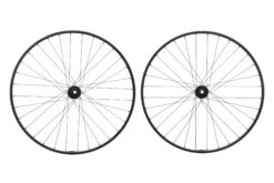 Specialized Adventure Gear Alloy Tubeless 700c Wheelset