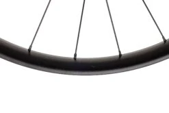 Specialized Roval Traverse Fattie 38 Aluminum Tubeless 27.5" Wheelset 12 Specialized Roval Traverse Fattie 38 Aluminum Tubeless 27.5" Wheelset -Specialized Shop WMT13376 PH3 11