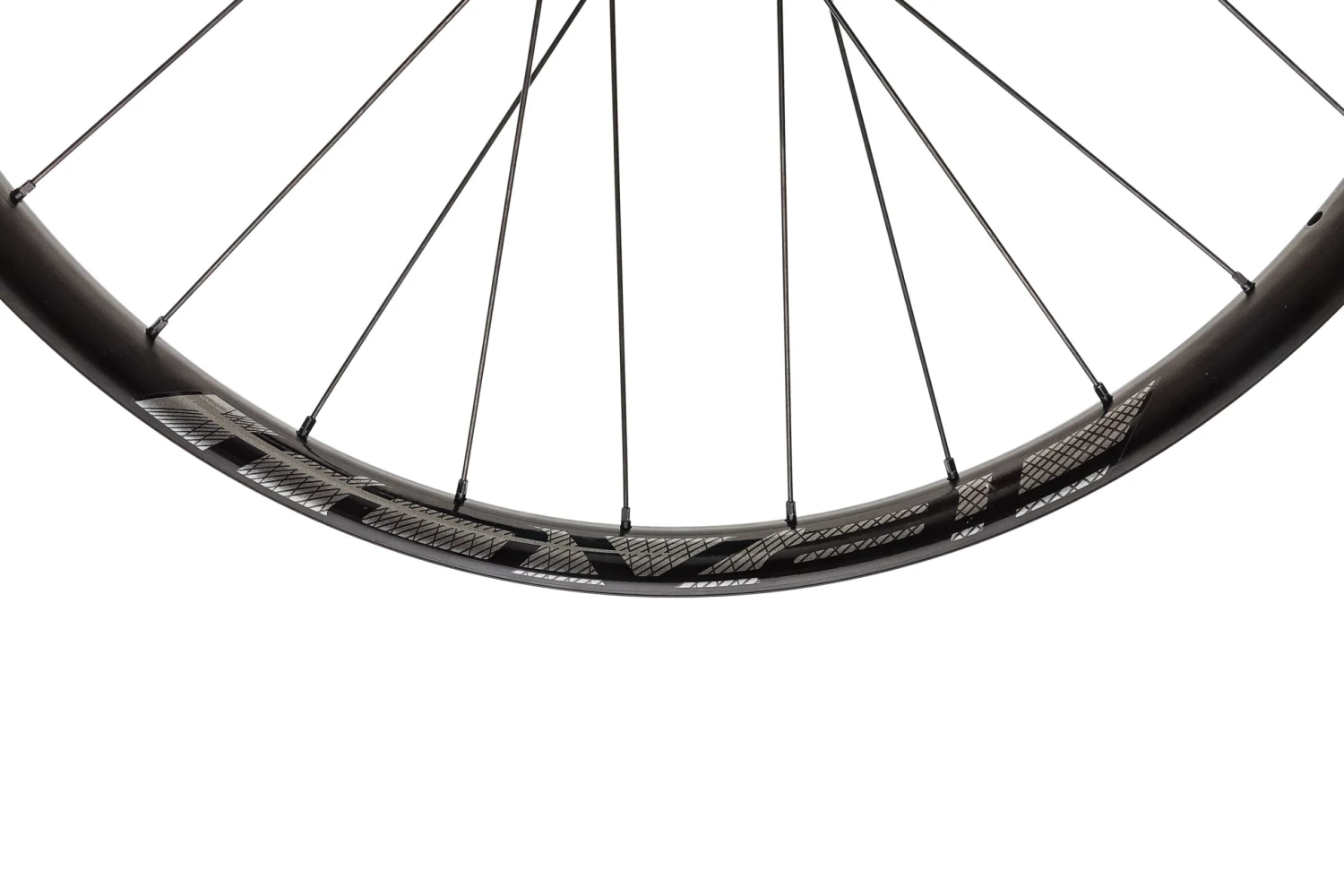 Roval Traverse Fattie 38 Aluminum Tubeless 27.5" Wheelset Specialized Roval Traverse Fattie 38 Aluminum Tubeless 27.5" Wheelset -Specialized Shop WMT13376 PH3 6 scaled