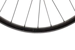 Specialized Roval Traverse Fattie 38 Aluminum Tubeless 27.5" Wheelset 8 Specialized Roval Traverse Fattie 38 Aluminum Tubeless 27.5" Wheelset -Specialized Shop WMT13376 PH3 7