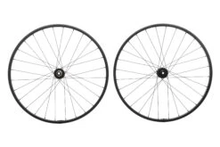 Specialized Cruzero Disc Alloy Tubeless 700c Wheelset