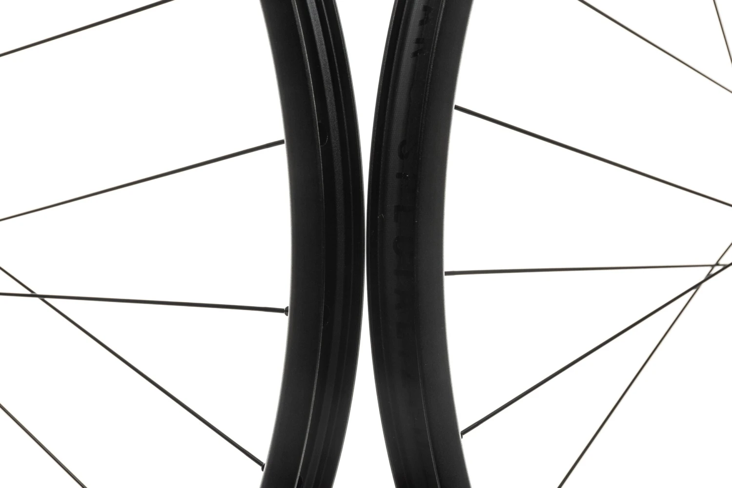 Specialized Cruzero Disc Alloy Tubeless 700c Wheelset Specialized Cruzero Disc Alloy Tubeless 700c Wheelset -Specialized Shop WRD14524 PH2 05 scaled