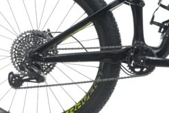 Specialized Rhyme Pro Carbon 6Fattie X-Small Womens Bike - 2017 4 Specialized Rhyme Pro Carbon 6Fattie X-Small Womens Bike - 2017 -Specialized Shop bmt10361 bj 4 96ed1d0c 528e 4167 b2f8 e22c9064445b