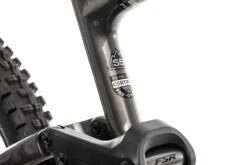 Specialized Enduro Carbon Mountain Bike - 2021, S5 -Specialized Shop bmt20582 PH2 03